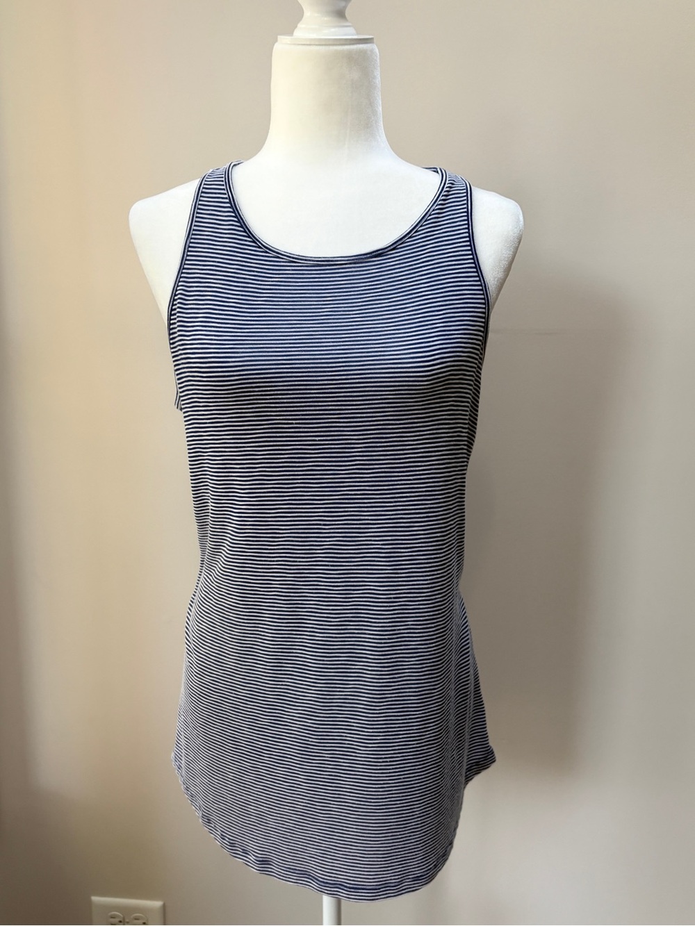 Old Navy Dark Blue and White Women’s Striped Tank Top